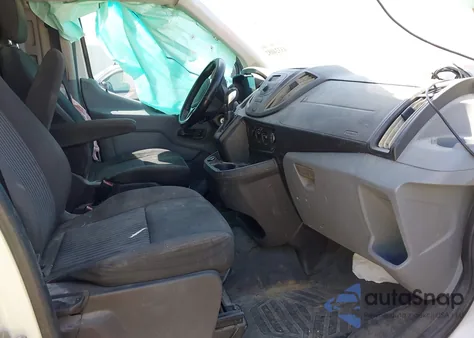 2017 Ford Transit T-250 z USA, uszkodzony, nr VIN 1FTYR1ZM4HKB09906